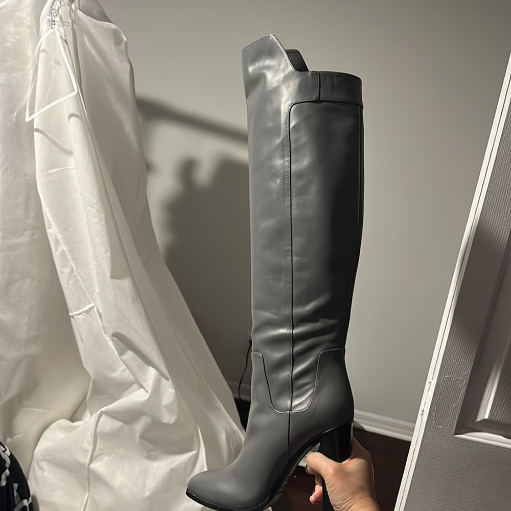 VINCE DEMPSEY charcoal over knee boots 9.5